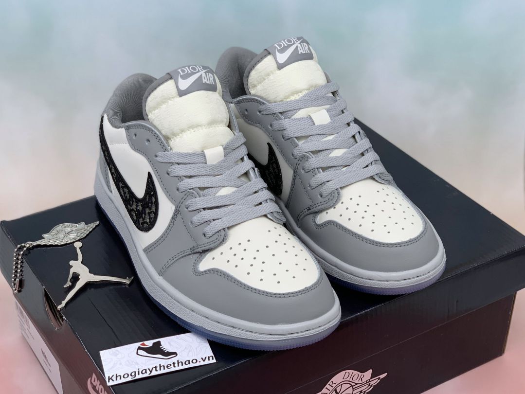 Nike Air Jordan 1 Retro Low Dior Nam Nữ Mới Nhất - Khogiaythethao.Vn™