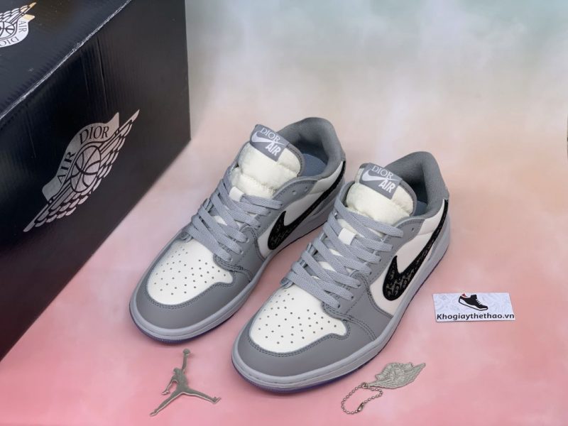 Box Nike Air Jordan 1 Retro Low Dior