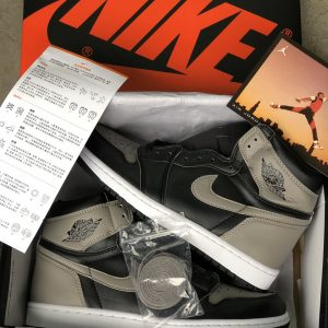 Nike Air Jordan 1 Retro High ‘Shadow’ 11