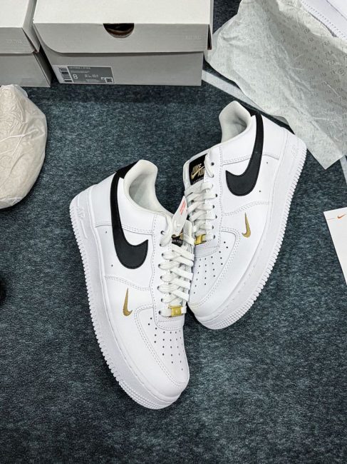 Nike Air Force 1 Low 07 Essential White Black Gold